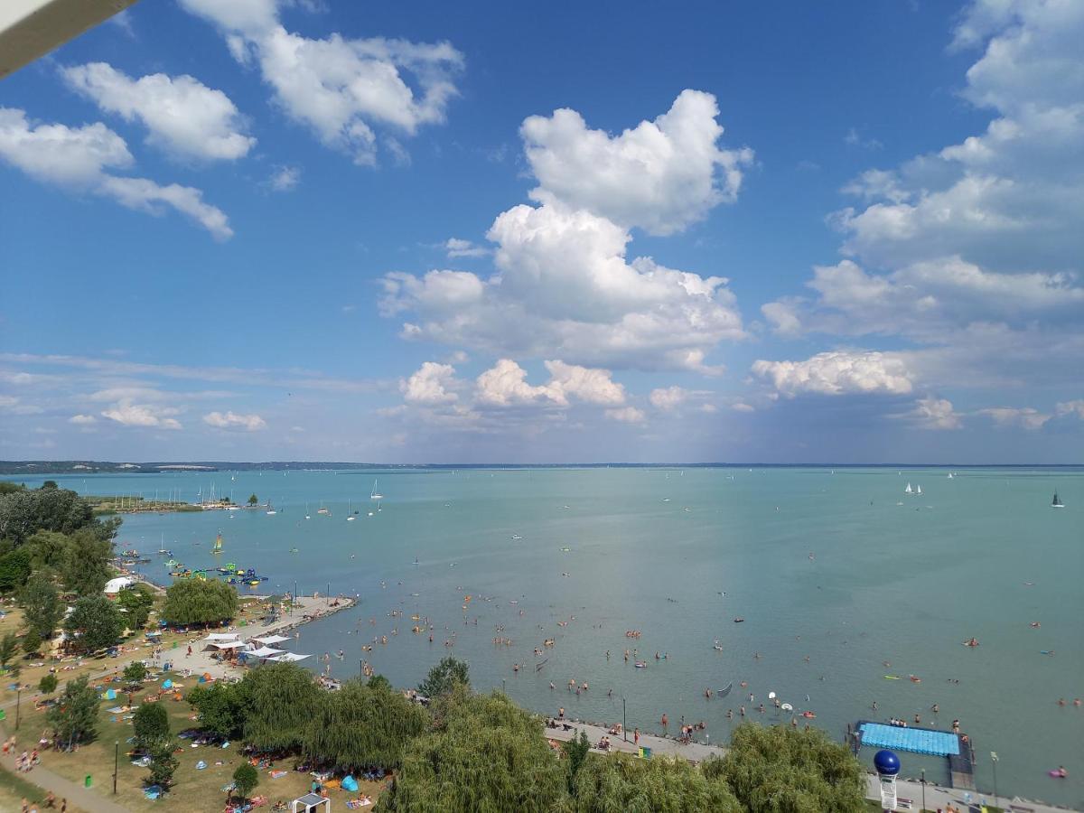 Malibu Apartment Balaton North Balatonalmadi Exterior photo