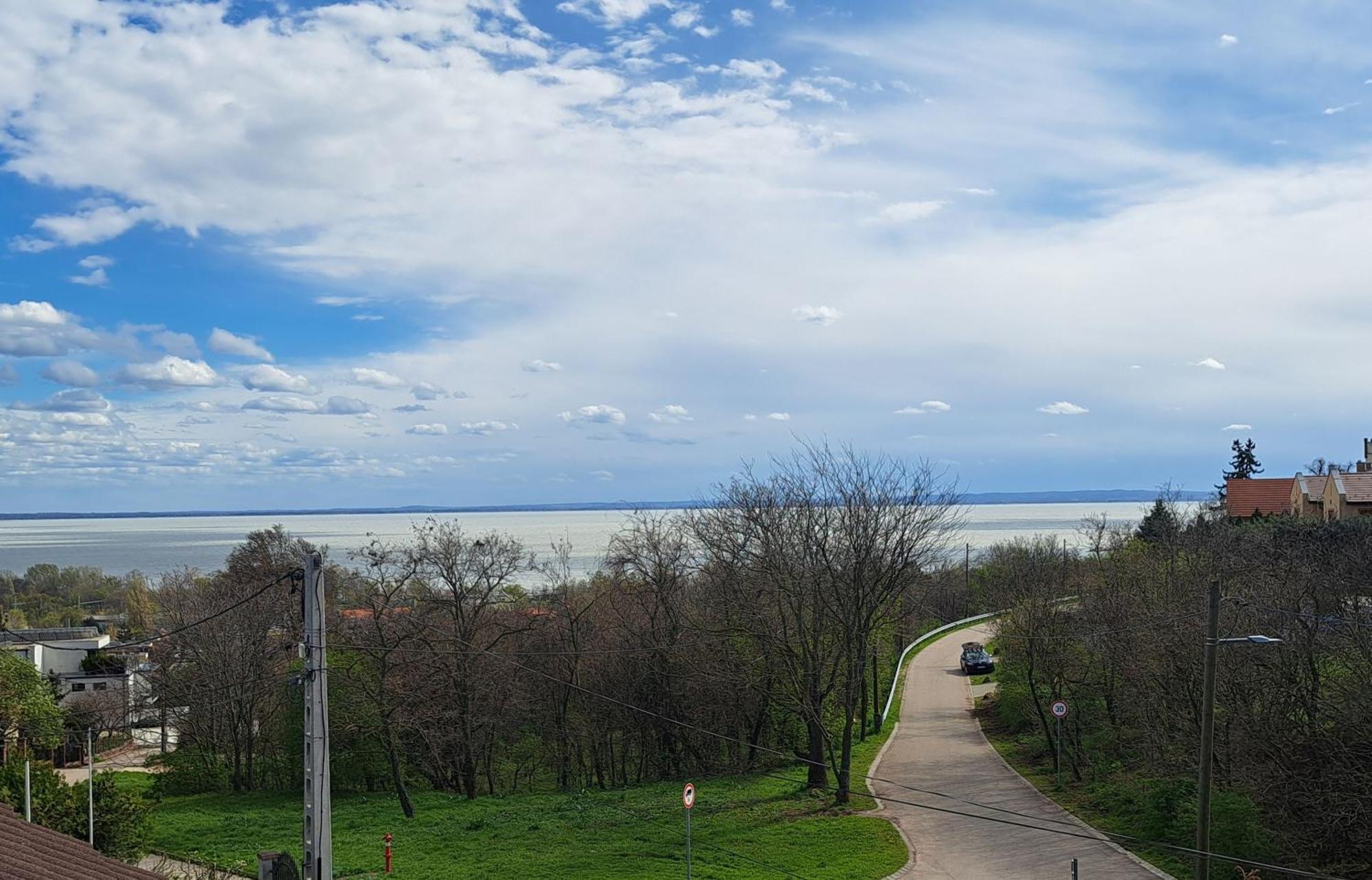 Malibu Apartment Balaton North Balatonalmadi Exterior photo